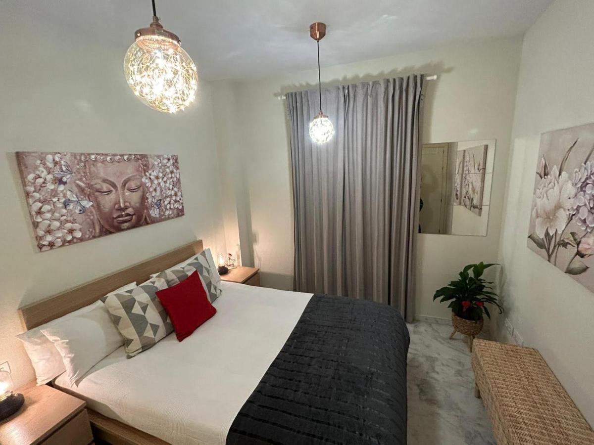 Apartamento Suite Torre Alta Parking Gratis Seville Ngoại thất bức ảnh