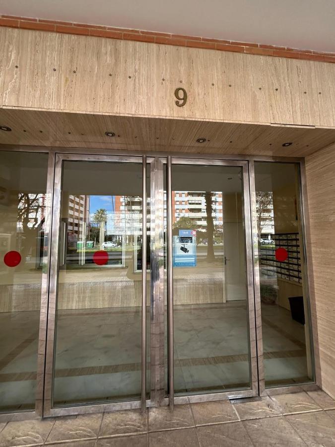 Apartamento Suite Torre Alta Parking Gratis Seville Ngoại thất bức ảnh